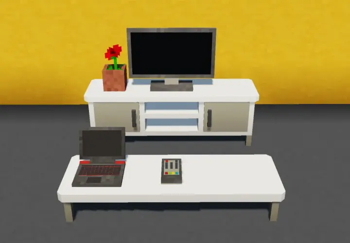 Nowoczesne meble z mrcrayfish's furniture mod: stolik RTV z telewizorem i kwiatkiem, oraz niski stolik z laptopem i pilotem.