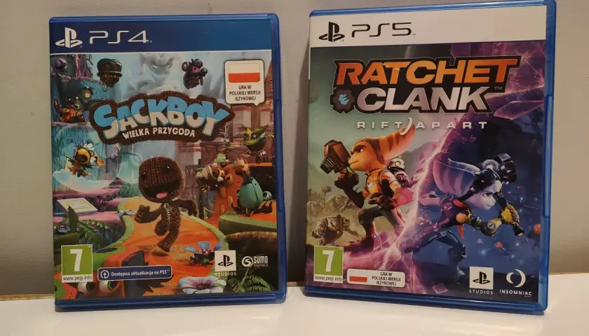 Sackboy: Wielka Przygoda (PS4) i Ratchet & Clank: Rift Apart (PS5). Czy gry z PS4 działają na PS5? Tak, Sackboy ma aktualizację na PS5.