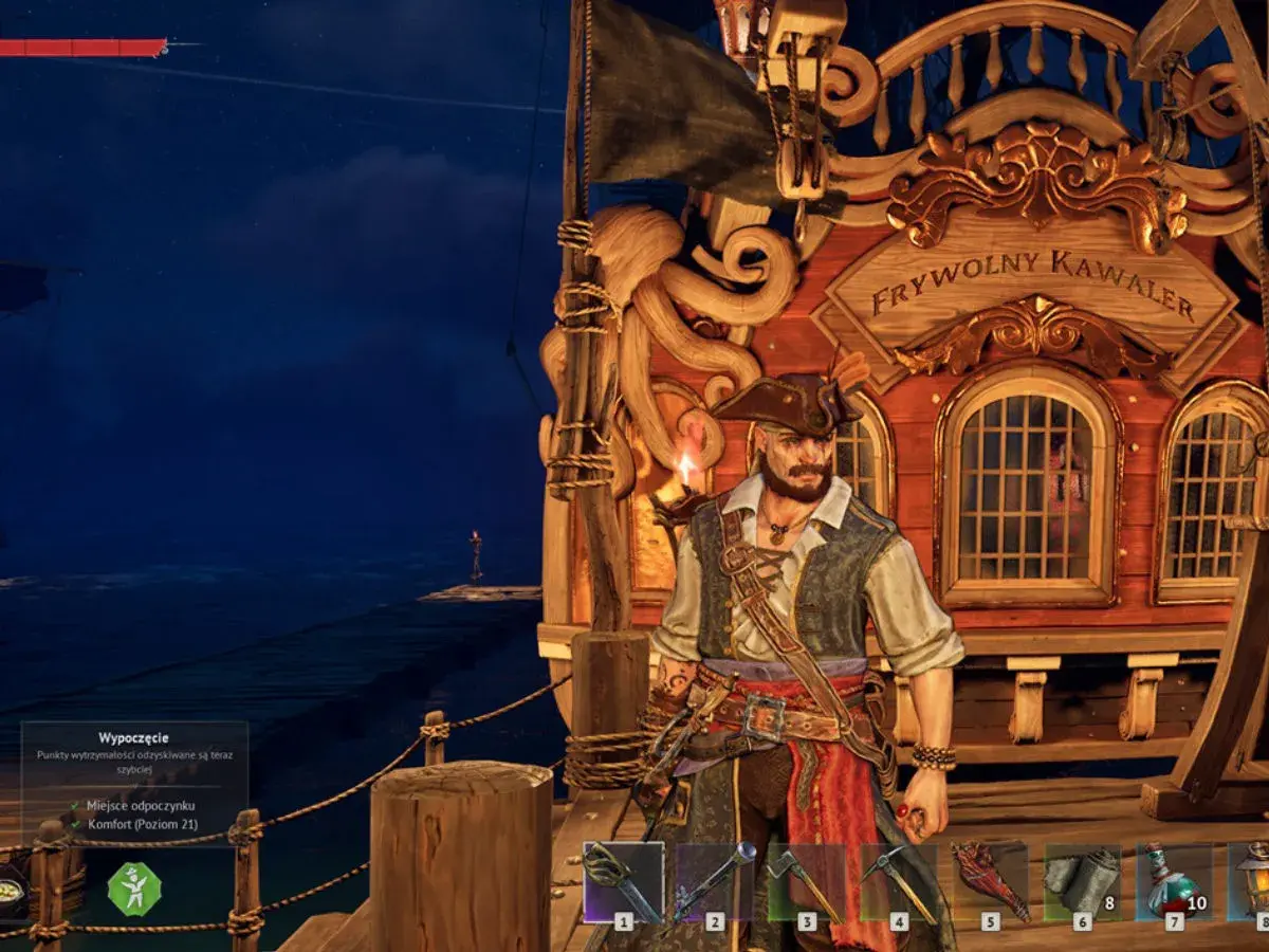 Kapitan statku "Frywolny Kawaler" w grze o piratach. Nocą na morzu, gotów do przygód.